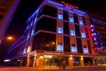 Hotel Armi̇s