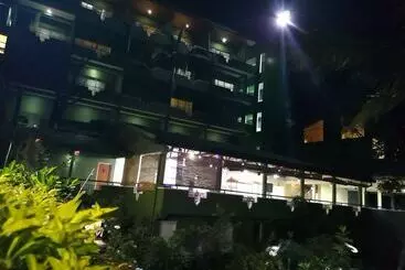 בית מלון כפרי Ramboda Falls