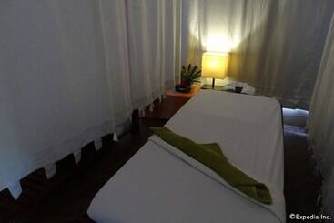 ホテル Four Points By Sheraton Palawan Puerto Princesa