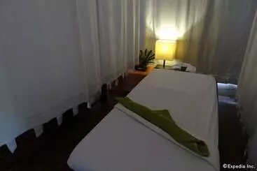 Отель Four Points By Sheraton Palawan Puerto Princesa