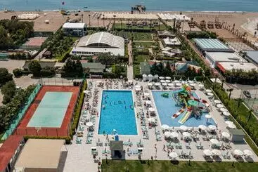 Resort Wyndham Garden Lara