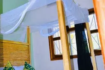 Bed and Breakfast Buutu Nest