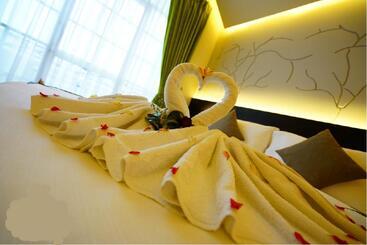 ホテル Victoria Court Suites