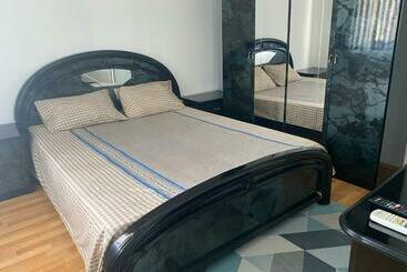 Apartament Rozelor Elena