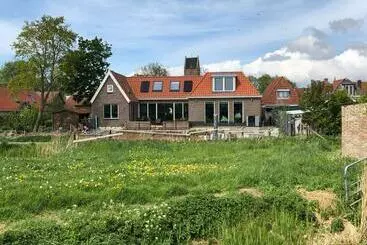 B&b De Gulden Halsband Pingjum