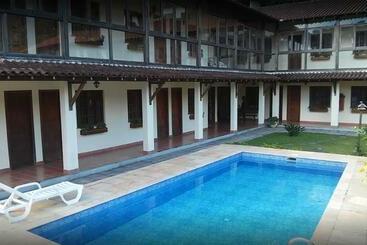 Auberge Hôtelière Pousada Jardim Comary