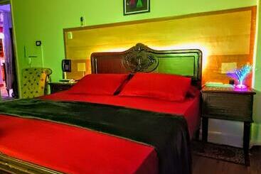 هتل آپارتمان Fayrouzat Elmandara Smart With Garden View