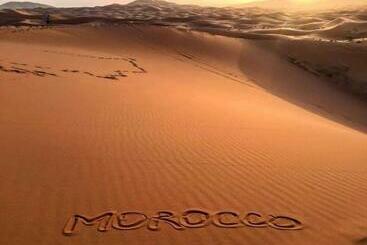 Pensión Mohas Sahara House