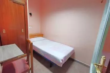 مسافرخانه Casa De Huespedes La Asturiana