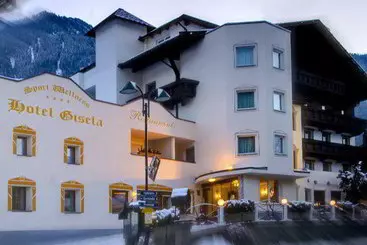 ホテル Gisela