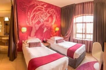 Hotel Peermont Metcourt At Rio Klerksdorp