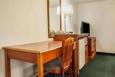 فندق Econo Lodge