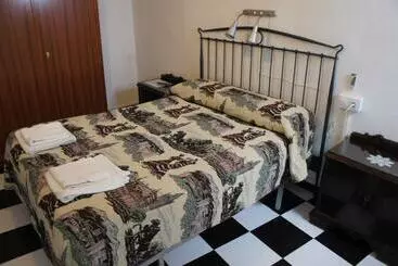 Pensione Pensión San Benito Abad