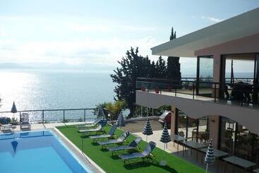 בית מלון כפרי Karina