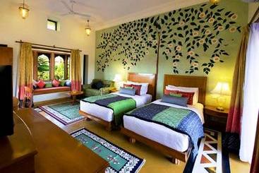 Отель Samsara Resort & Camp