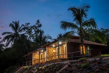 Hotell Dandeli Jungle Resort