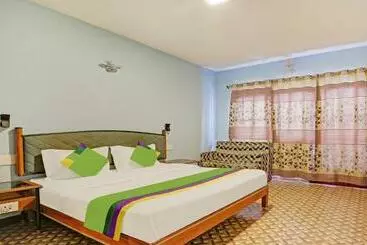 Hotel Ishaan Holidays