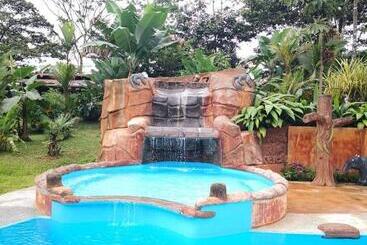 Hotel Rio Celeste To Know