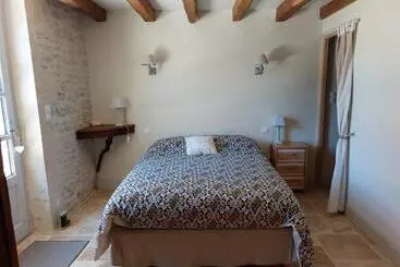Bed and Breakfast Suite De Charme Dans Une Maison Charentaise