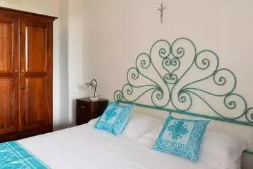 Bed and Breakfast Tenute Efis