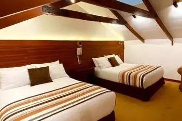 پانسیون San Juan Suites
