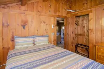 Hotelli Mountain Lake Cottages