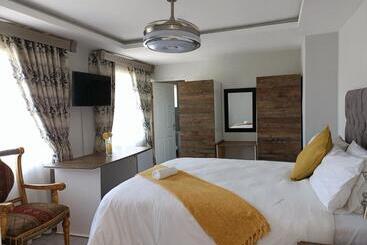 膳宿费 Eyezulu Guesthouse