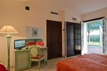 کلبه Agriturismo Al Parco Lecce