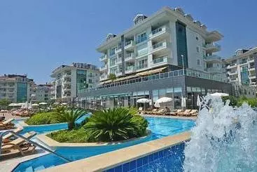 Hotel Green Garden City