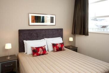 Отель Quest New Plymouth Serviced Apartments