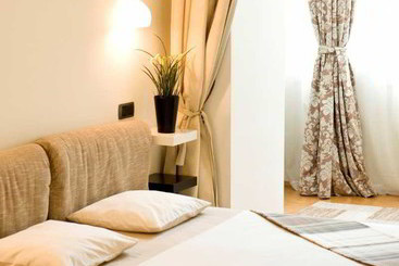 هتل روستایی Bohemia Apartments Prague Old Town