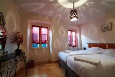 Pensión Relais Du Noble Voyageur