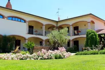 هتل Agriturismo Vecchio Imposto