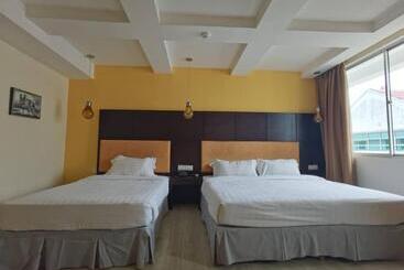 2 Inn 1 Boutique Hotel & Spa