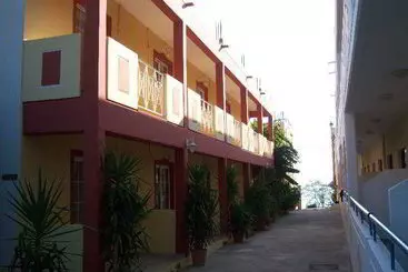 آپارتمان Stegna House