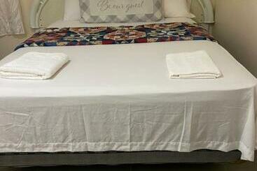 膳宿费 A Delightful Room In Queens