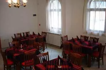 فندق Centaur Family