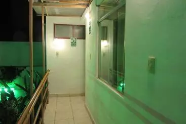 בית מלון כפרי Las Palmeras Inn