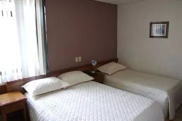 Hotel Rede Andrade Guaira