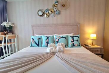 アパートホテル Veranda Residence Pattaya By Nice