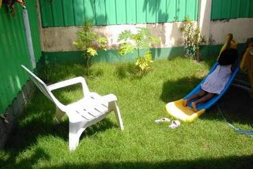 Pensionat H&q Bangtao Rooms