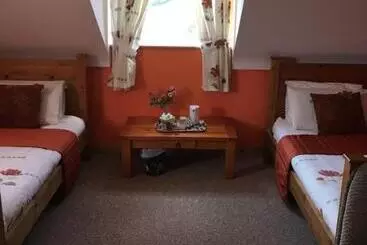 Heeneys Lodge B&b