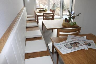 Пансион Famos Schlafen