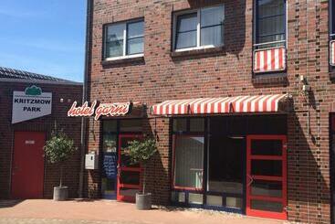 בית מלון כפרי Rostock West Im Kritzmow Park