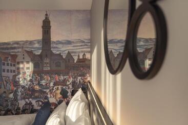 Garner Hotel Augsburg Nord, An Ihg