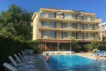 Family Hotel Magnolia