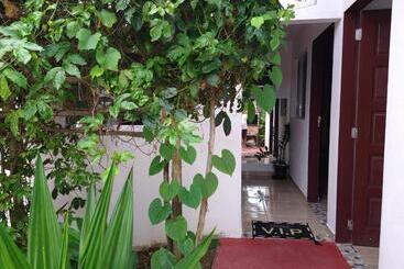 Bed and Breakfast Suíte 7 Com Piscina E Wi Fi Em Caraguatatuba