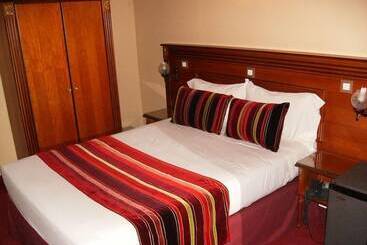 בית מלון כפרי Hôtel Du Val De Seine