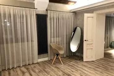 Remarka Hotel On Stolyarniy