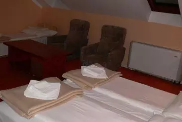 Hotell Svájci Lak - Swiss Lodge